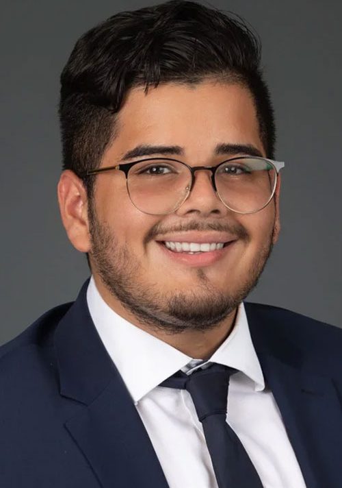 Steven-Gamboa-500x763